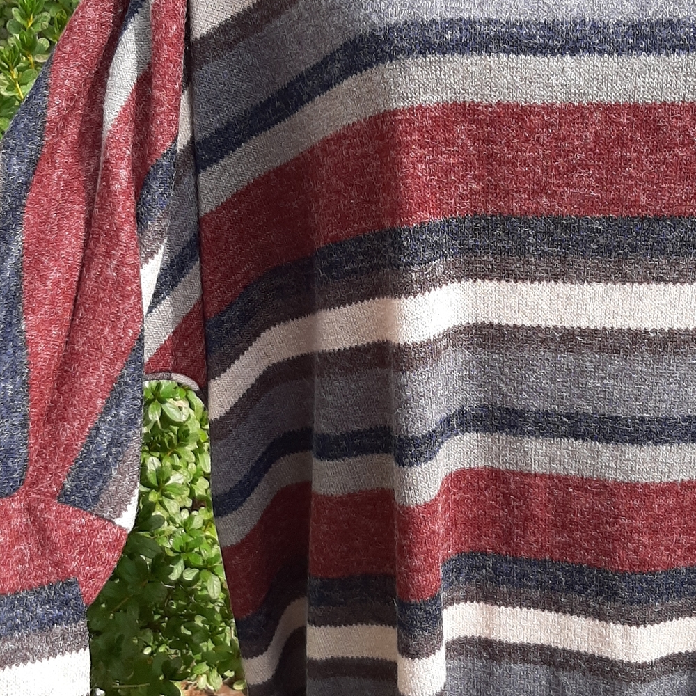 ποΈ Multi Striped Oversized Sweater - Picture 9 of 11